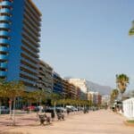 Apartamentos en Fuengirola, Mijas y Torremolinos, zonas turísticas ideales para inversión inmobiliaria en la Costa del Sol.