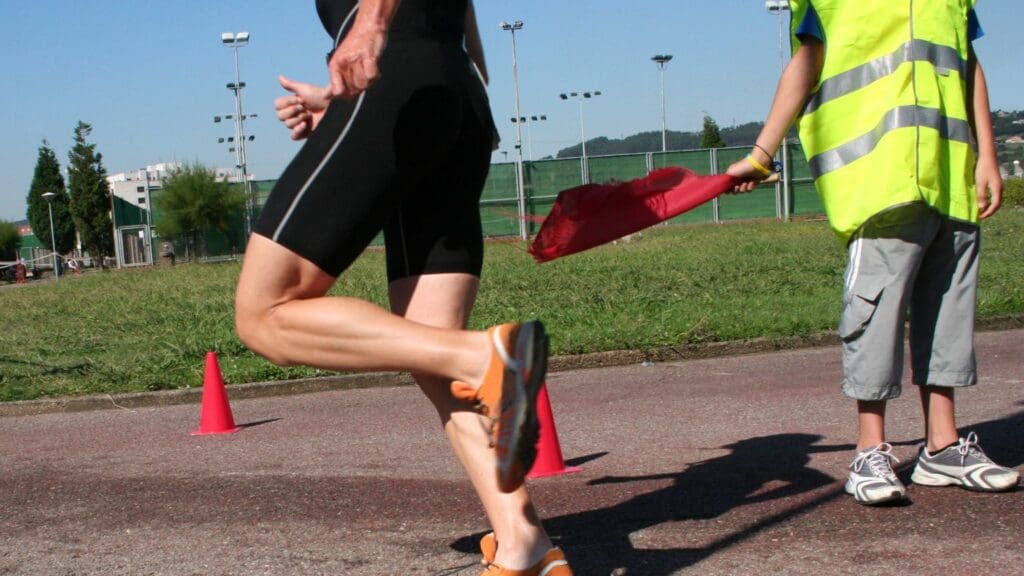 Entrenamiento personalizado para triatletas con acompañamiento profesional para mejorar el rendimiento en triatlón.