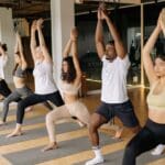 Descubre los beneficios del yoga integral para transformar tu vida.