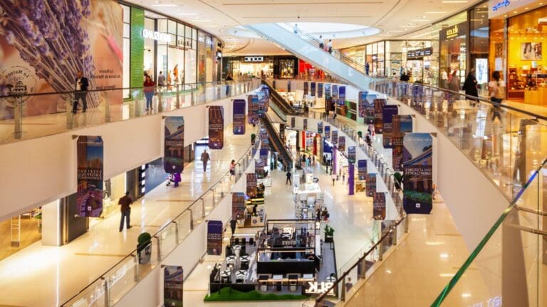 personalizar música ambiental en espacios comerciales como tiendas