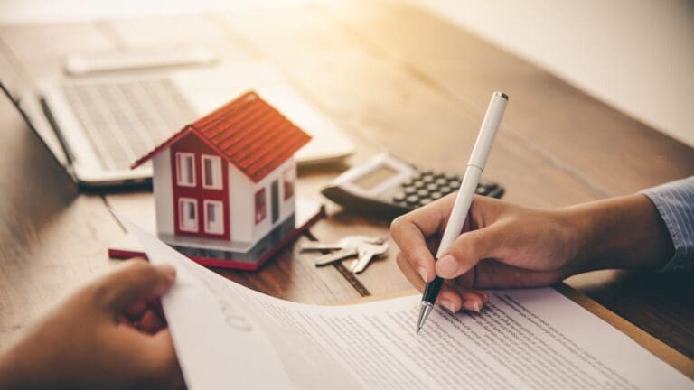 ¿Buscas comprar una vivienda sin tener ahorros?