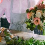 ¿Por qué los arreglos florales artesanales están en auge?