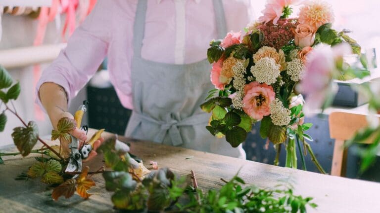 ¿Por qué los arreglos florales artesanales están en auge?