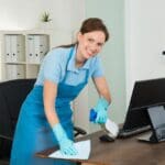 Beneficios de la limpieza industrial planificada.