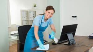 Beneficios de la limpieza industrial planificada.