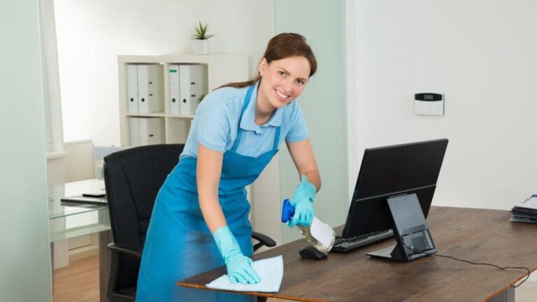 Beneficios de la limpieza industrial planificada.