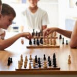 Cómo enseñar ajedrez a niños con diversidad funcional