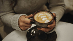 Descubre el ritual moderno de los amantes del café