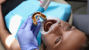 Mejora tu sonrisa con tratamientos de estética dental