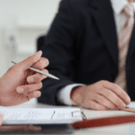 Consulta profesional con abogados en Irun especializados en derecho laboral, civil y de familia.