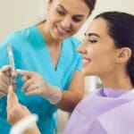 ¿Por qué cada vez más personas eligen tratamientos dentales estéticos?