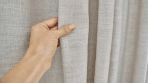 ¿Cómo elegir cortinas a medida para cada espacio?