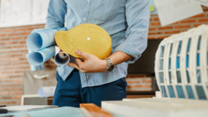 Profesional en arquitectura listo para iniciar un proyecto