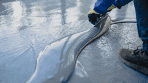 Descubre qué pavimentos industriales se adaptan mejor a cada espacio