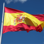 Bandera de España representando trámites legales para extranjeros