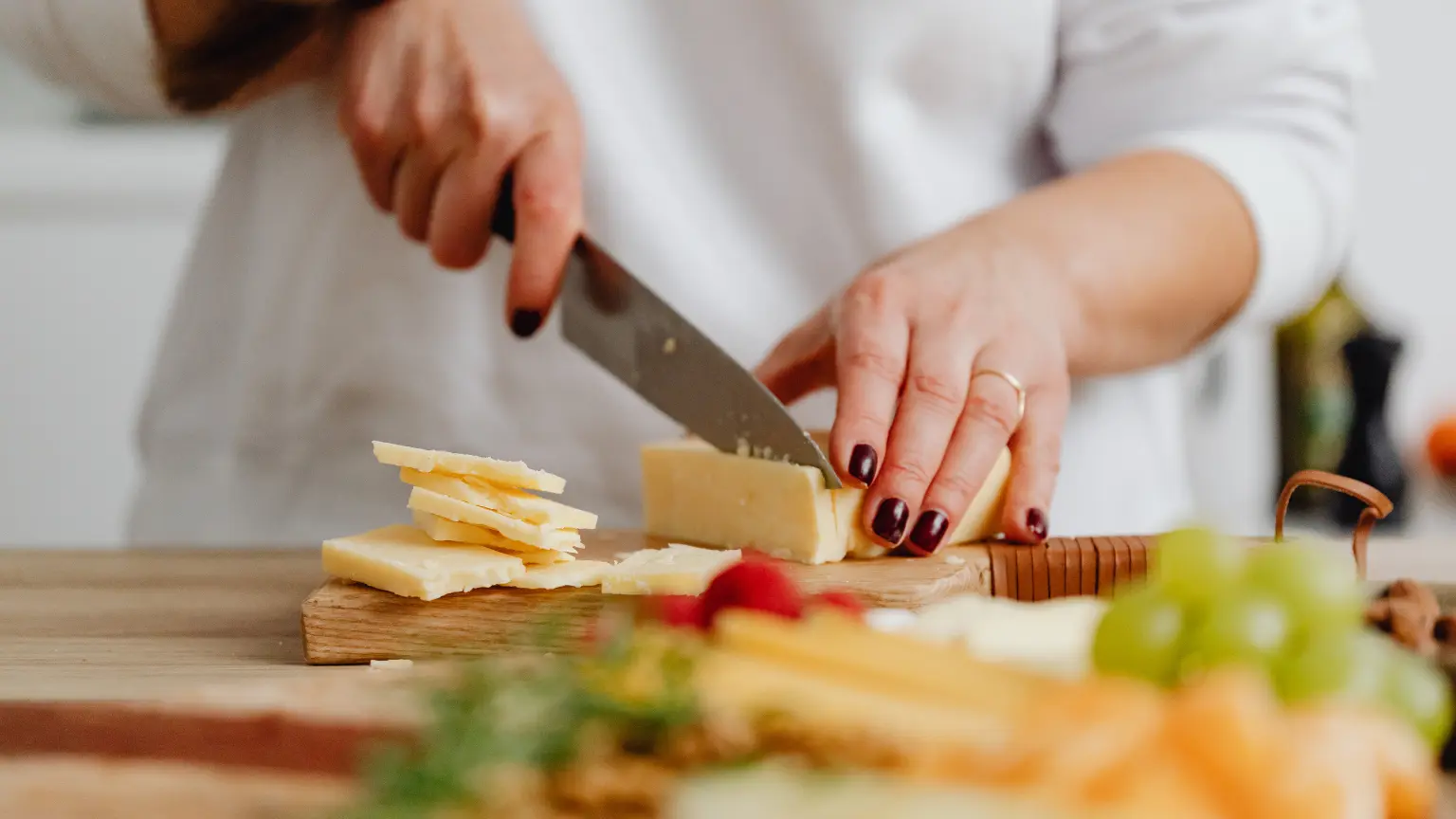 Evaluación sensorial de un queso de oveja de calidad.