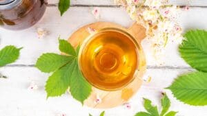 10 beneficios del té natural para mente, cuerpo y emociones.