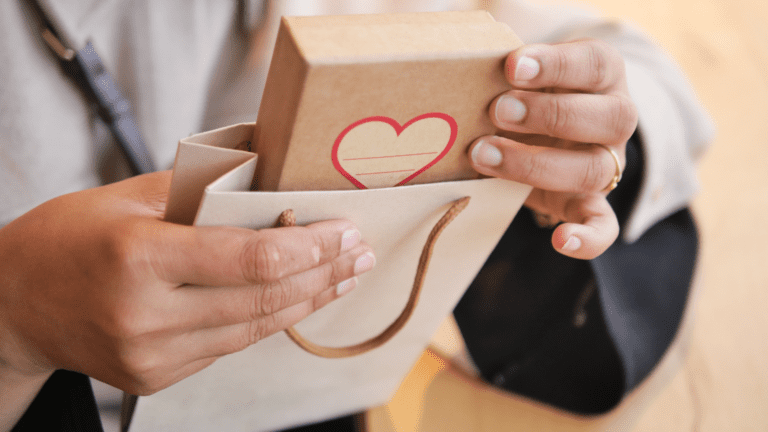 Cómo elegir una tienda de regalos personalizados para cada ocasión