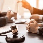 ¿Cómo elegir abogados en Sevilla con experiencia real?