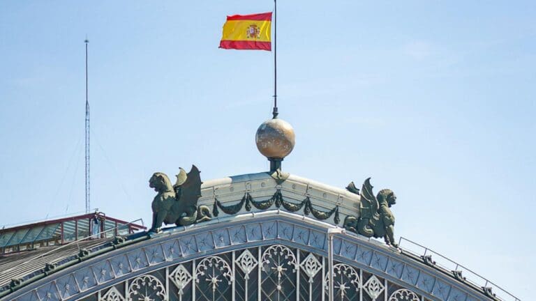 ¿Cómo obtener el NIE en España sin errores ni demoras?