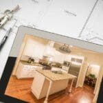 Imagen de una cocina reformada en Alicante con diseño moderno y económico que refleja el resultado de una reforma bien planificada