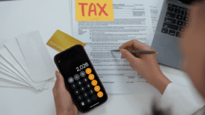 Imagen representativa de asesoría fiscal para autónomos en la gestión de impuestos y obligaciones fiscales.