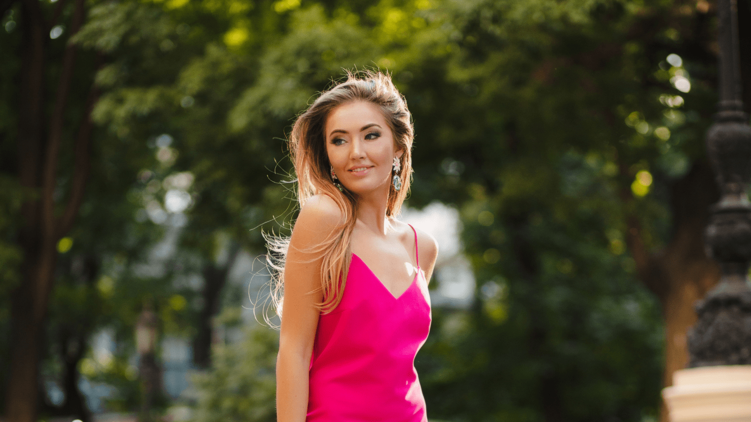 Tendencias actuales en una tienda de vestidos de fiesta en Madrid en 2026