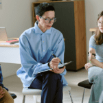 Acompañamiento en cada etapa vital con apoyo de la psicología.