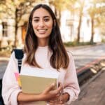 Estancia por estudios en España trámite de visado y documentación académica