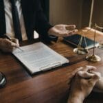 ¿Por qué contar con un abogado bancario en casos de hipoteca?