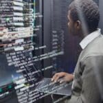 Soluciones TIC para empresas con gestión de redes y soporte tecnológico profesional