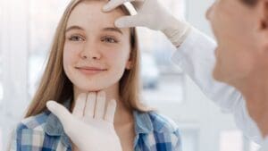 ¿Qué diferencia hay entre dermatología clínica y estética?
