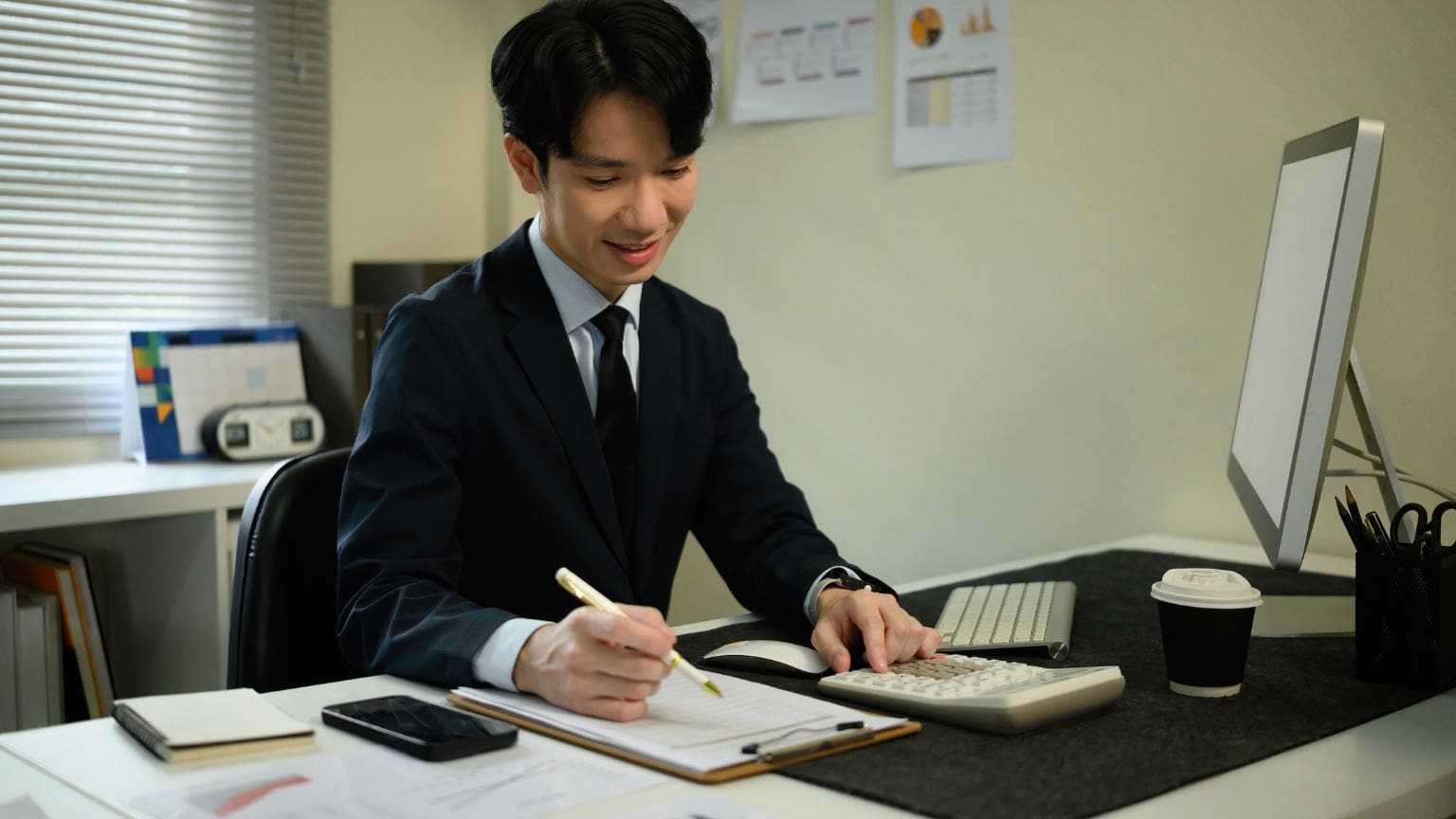 Cómo montar un negocio en España siendo extranjero