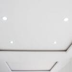 Instalar techo tensado sin obra en salón moderno con iluminación LED