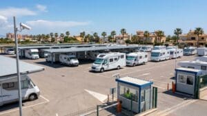 ¿Qué considerar al buscar un parking para caravana en Valencia?