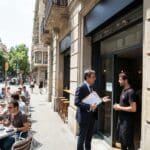 ¿Qué es la licencia de actividad en Barcelona y por qué es necesaria para un negocio?