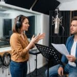 ¿Qué es la locución profesional y por qué es tan importante?