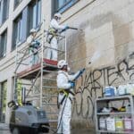 ¿Qué son los servicios de limpieza especializados y cómo se definen?