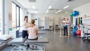 ¿Qué es una clínica de fisioterapia y cuál es su papel en la mejora de la salud?