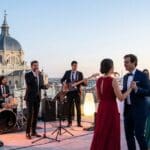 ¿Qué considerar al buscar un grupo de música en Madrid para un evento?