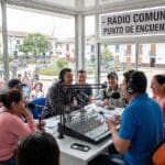 ¿Qué es un punto de encuentro radio y cómo fortalece a la comunidad?