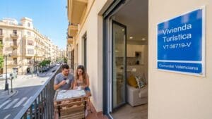 ¿Qué son las viviendas turísticas en Valencia y cómo se regulan?