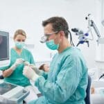 ¿Qué es un dentista especializado y por qué es importante para tu salud bucal?