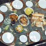 Productos gourmet y alimentos canarios representativos de la gastronomía canaria.