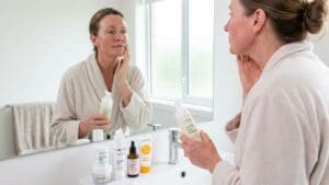 ¿Cómo entender y cuidar la piel sensible a partir de los 40?