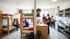 Qué es un hostal y cómo funciona