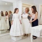 ¿Qué considerar al elegir vestidos comunión niña para un día especial?