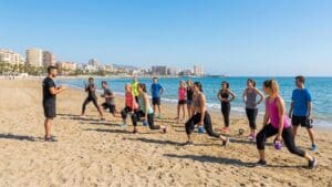 ¿Qué es el entrenamiento en la playa de Málaga y por qué es tan efectivo?