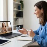 ¿Qué es una psicóloga online para mujeres y cómo apoya el bienestar femenino?