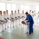 ¿Qué son las clases de artes marciales y por qué son una opción para adultos?